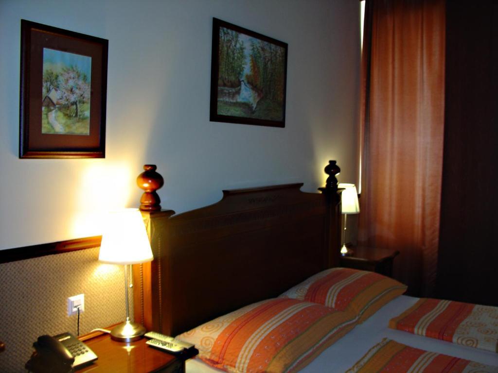 Hotel Hormeda Praha Rom bilde